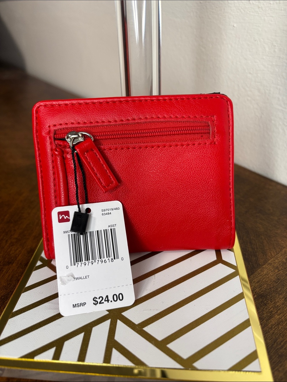 Mundi Red Compact Bi-fold Snap Wallet - Picture 5 of 6
